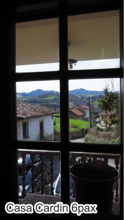Appartamento Casa Cardin Onís Esterno foto