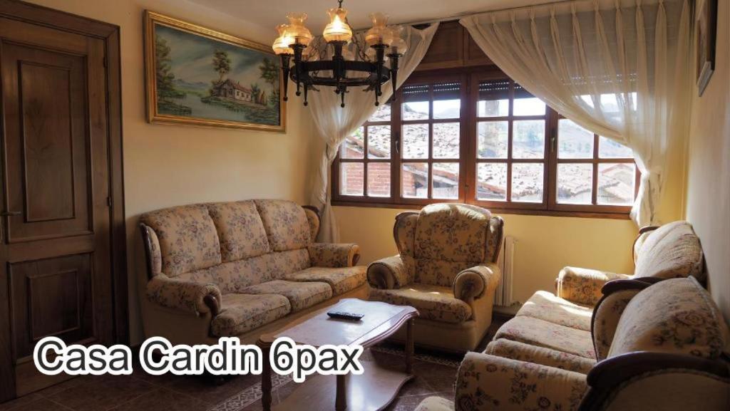 Appartamento Casa Cardin Onís Esterno foto