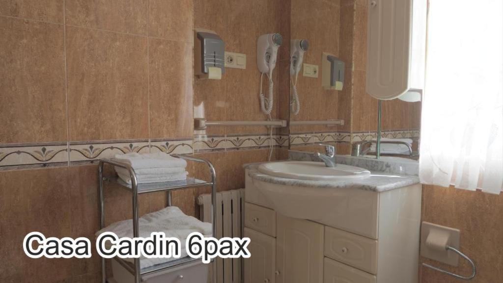 Appartamento Casa Cardin Onís Esterno foto